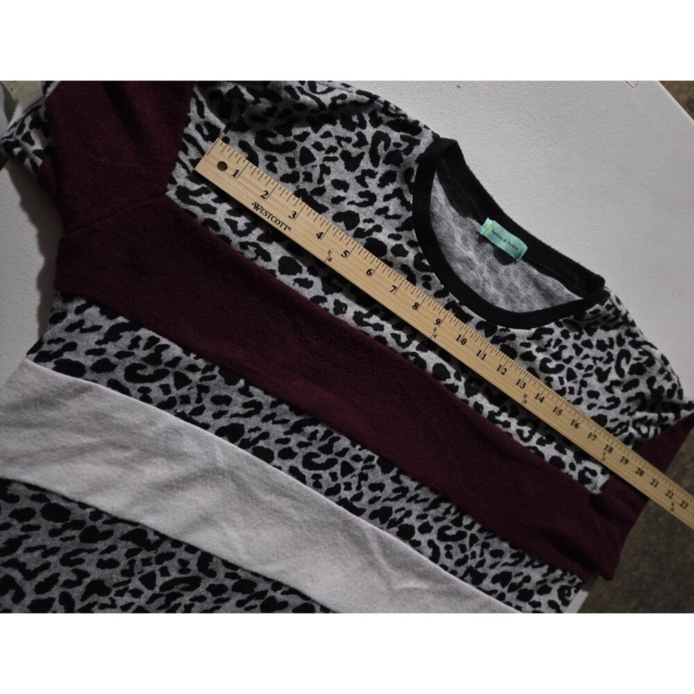 Sunshine & Rodeos Colorblock Leopard Print Sweatshirt Top Large - Picture 4 of 7